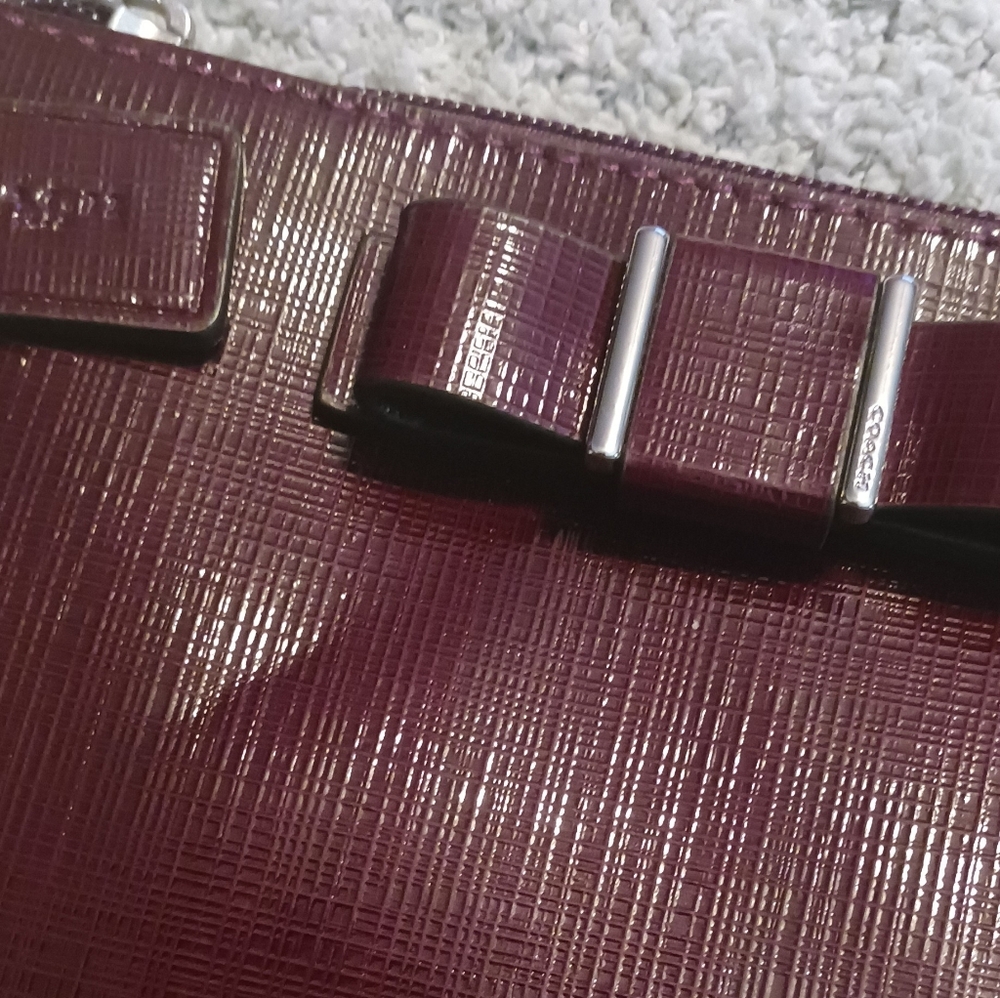 👛 Coach Wristlet - Picture 11 of 11